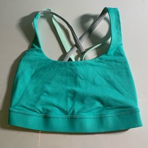 lululemon size 2 sports bra